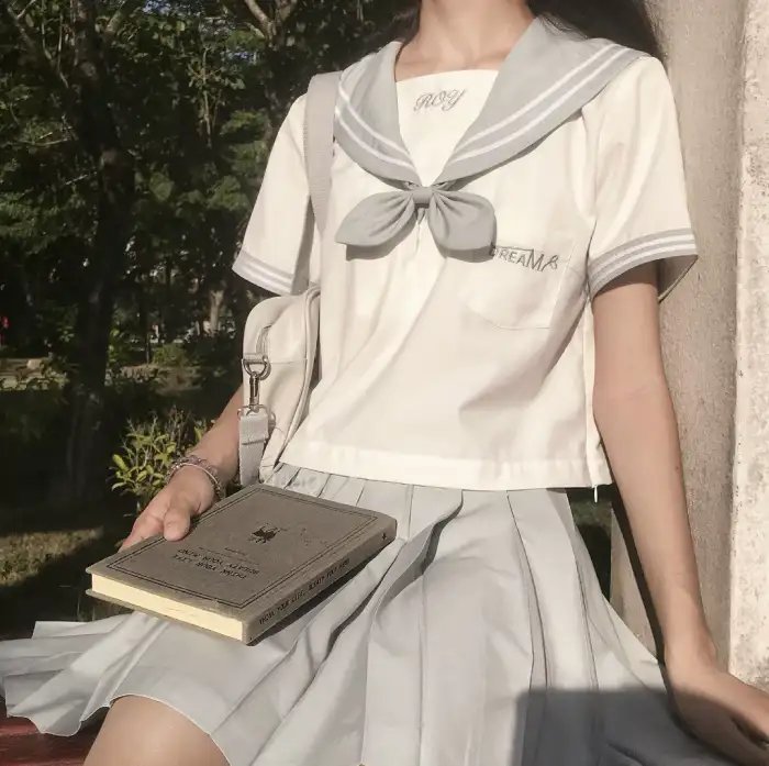 八彩林亚珍粤语
